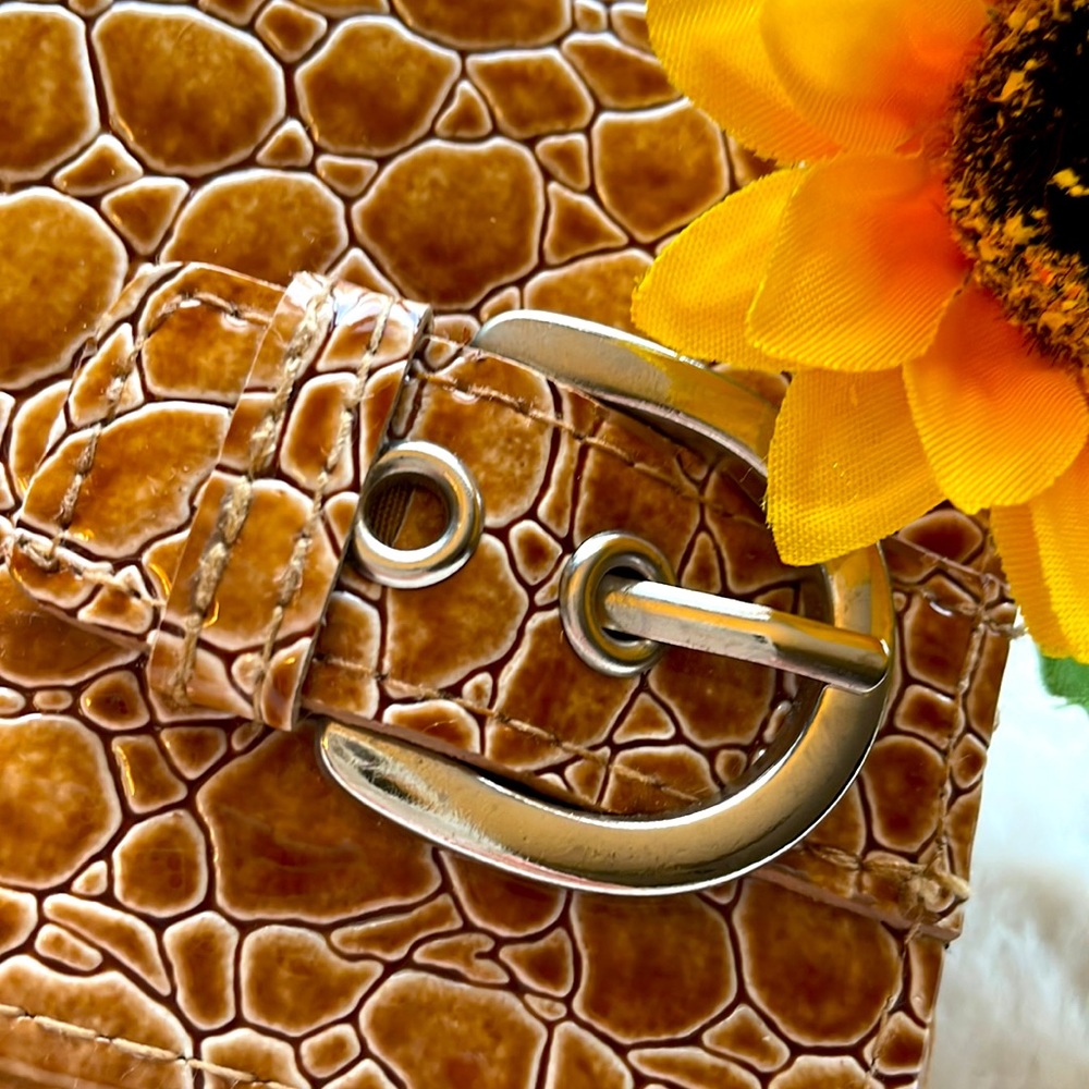 Croc Print Wallet - Picture 3 of 14